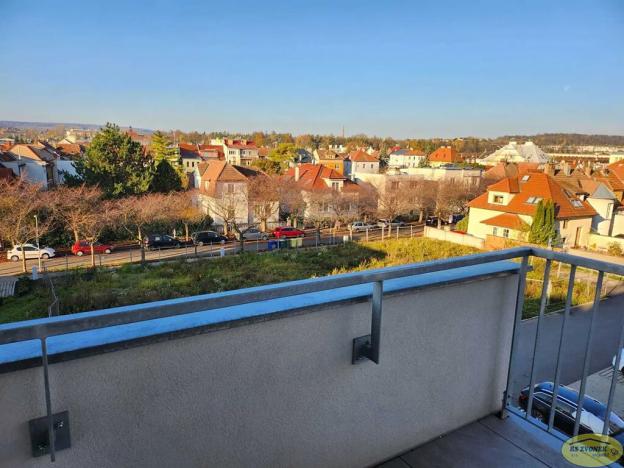 Pronájem bytu 2+kk, Kroměříž, Purkyňova, 59 m2