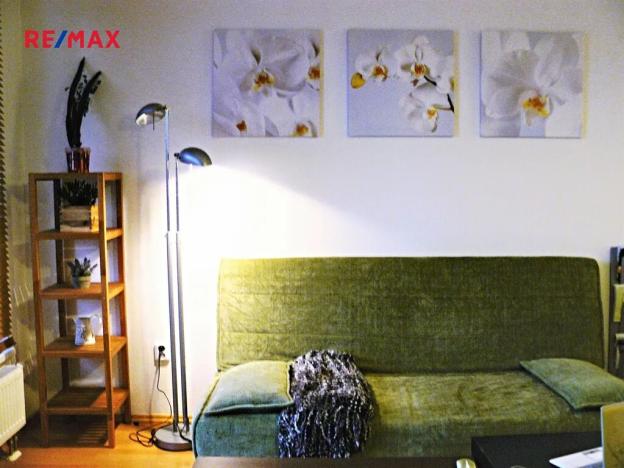 Pronájem bytu 2+kk, Praha - Strašnice, Názovská, 65 m2