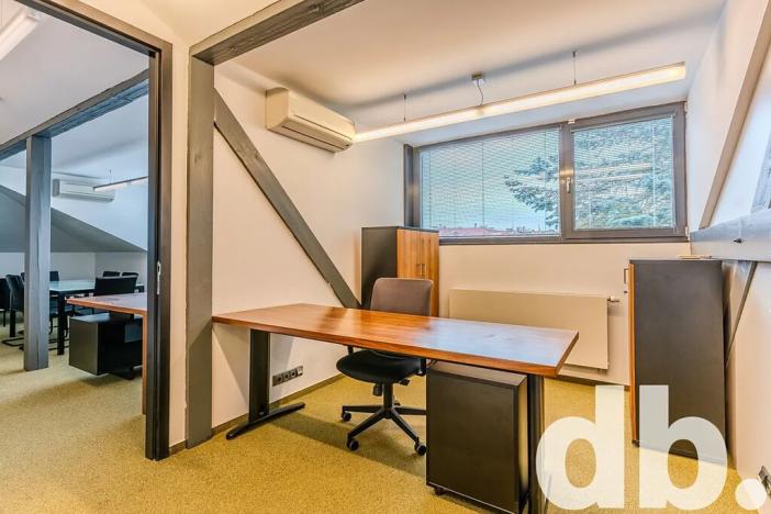 Pronájem kanceláře, Cheb, 26. dubna, 260 m2