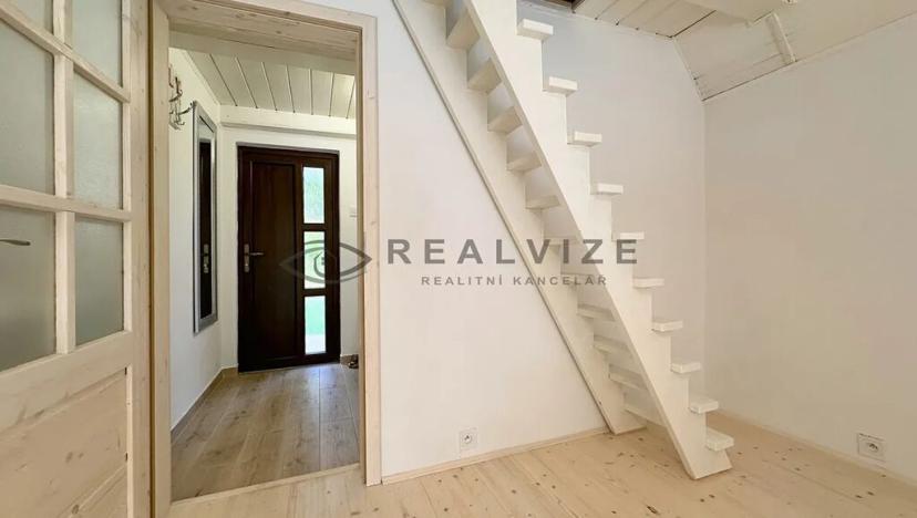 Prodej chaty, Strážkovice, 190 m2