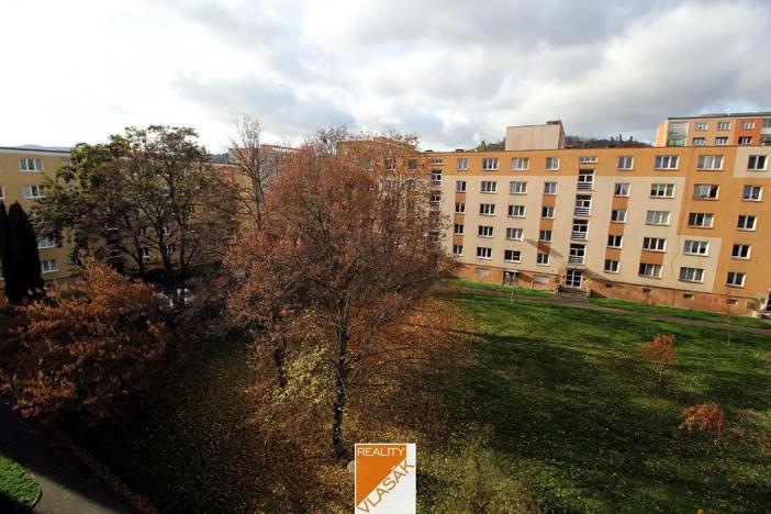 Prodej bytu 2+1, Kadaň, Bystřická, 53 m2