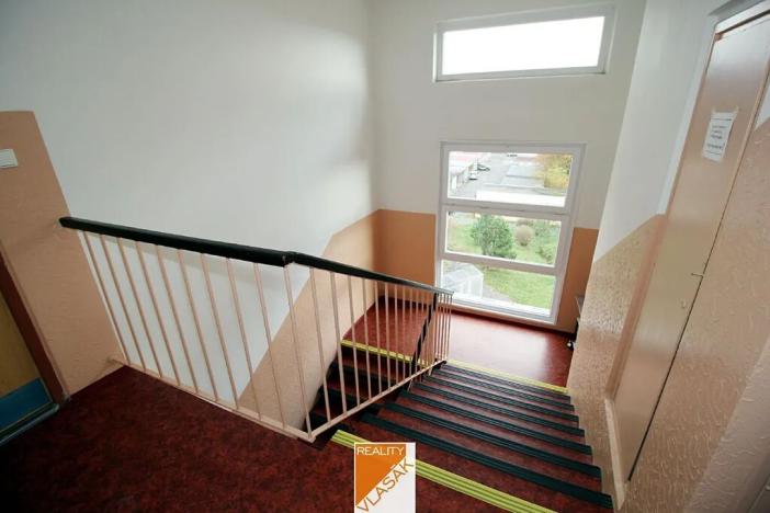 Prodej bytu 2+1, Kadaň, Bystřická, 53 m2