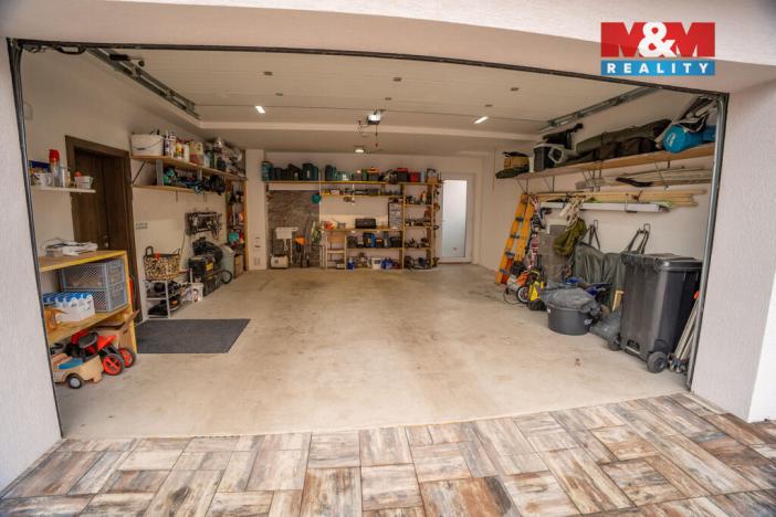 Prodej rodinného domu, Pouzdřany, Za Obecním úřadem, 207 m2