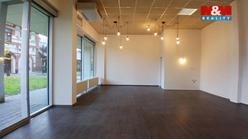 Pronájem kanceláře, Praha, Jankovcova, 58 m2