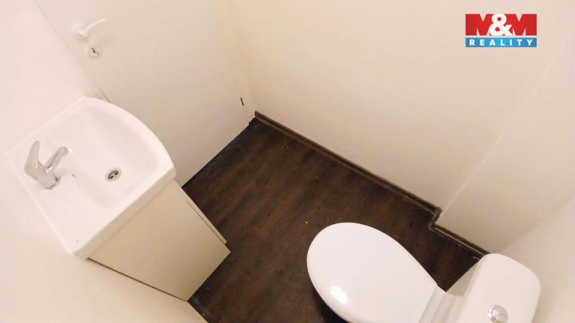 Pronájem kanceláře, Praha, Jankovcova, 58 m2