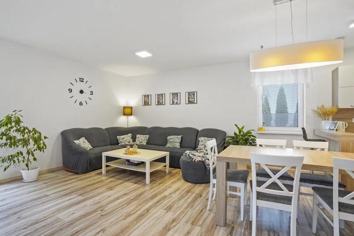 Prodej rodinného domu, Hlušovice, Jezerní, 102 m2