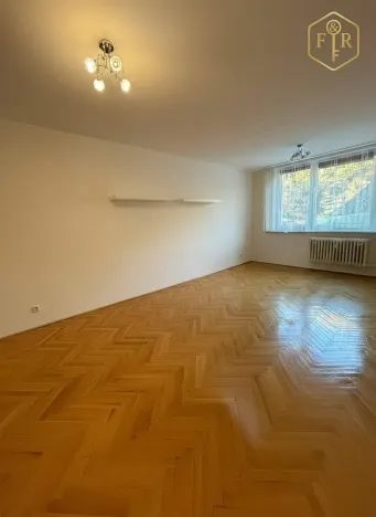 Prodej bytu 3+1, Adamov, Sadová, 72 m2