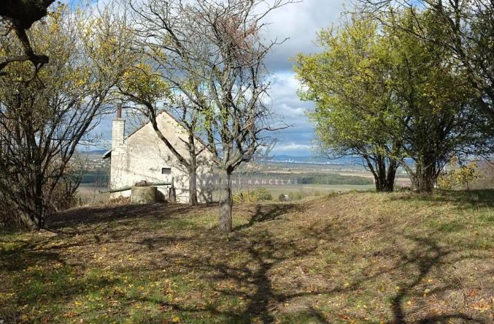 Prodej zahrady, Židlochovice, 2384 m2