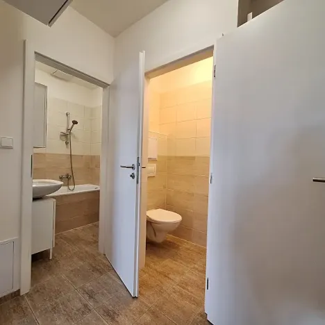 Pronájem bytu 2+kk, Praha - Vršovice, Rybalkova, 45 m2