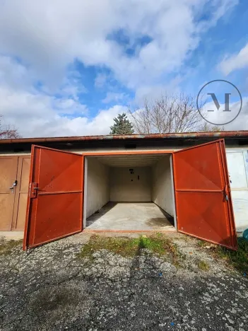 Pronájem garáže, České Budějovice, Ovocná, 16 m2