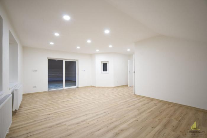 Prodej rodinného domu, Horní Poříčí, 284 m2