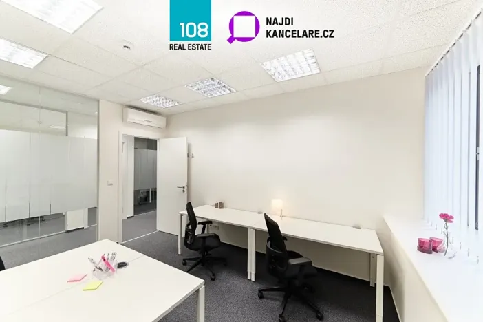 Pronájem kanceláře, Praha - Holešovice, Dělnická, 1500 m2
