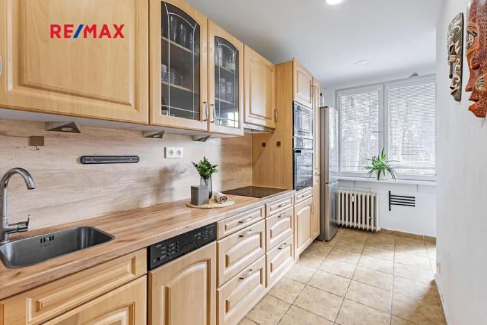 Prodej bytu 3+1, Jindřichův Hradec, sídliště U Nádraží, 77 m2