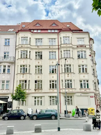 Prodej atypického bytu, Praha - Vršovice, Žitomírská, 92 m2