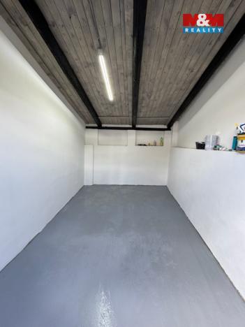 Pronájem garáže, Krupá, 18 m2