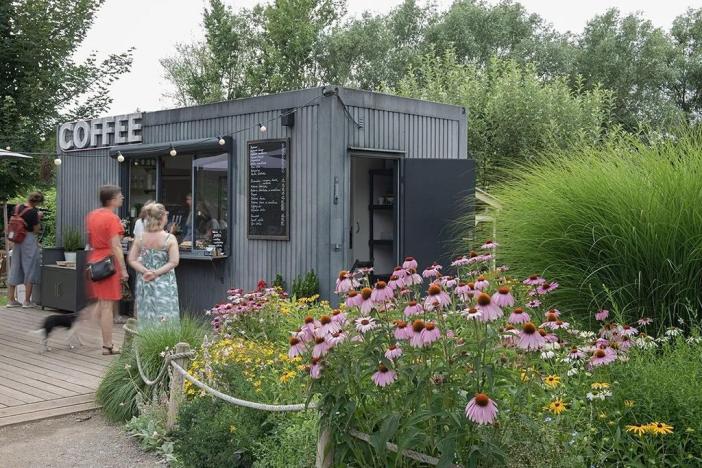 Prodej obchodního prostoru, Brno, Fryčajova, 127 m2