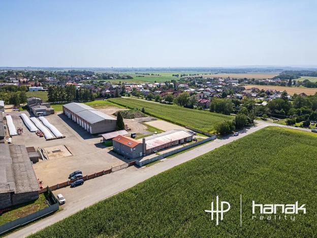 Prodej výrobních prostor, Dolany, 900 m2