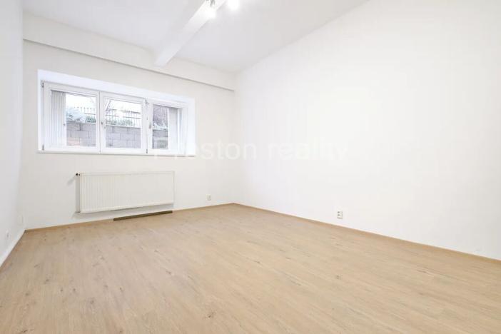 Pronájem bytu 3+kk, Praha - Nusle, Zdaru, 71 m2