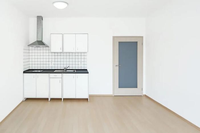 Pronájem bytu 1+kk, Praha - Horní Měcholupy, Hornoměcholupská, 37 m2