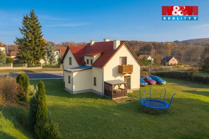 Prodej rodinného domu, Lochovice, 180 m2