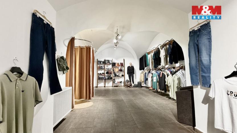 Pronájem obchodního prostoru, Louny, Pražská, 100 m2