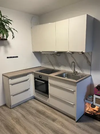 Pronájem bytu 1+kk, Pardubice, Na Spravedlnosti, 36 m2