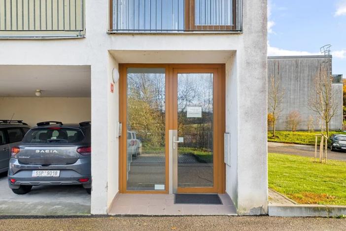 Prodej bytu 1+1, Týnec nad Sázavou, Na Kněžině, 39 m2