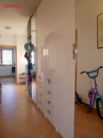 Pronájem bytu 2+kk, Praha - Strašnice, Názovská, 65 m2