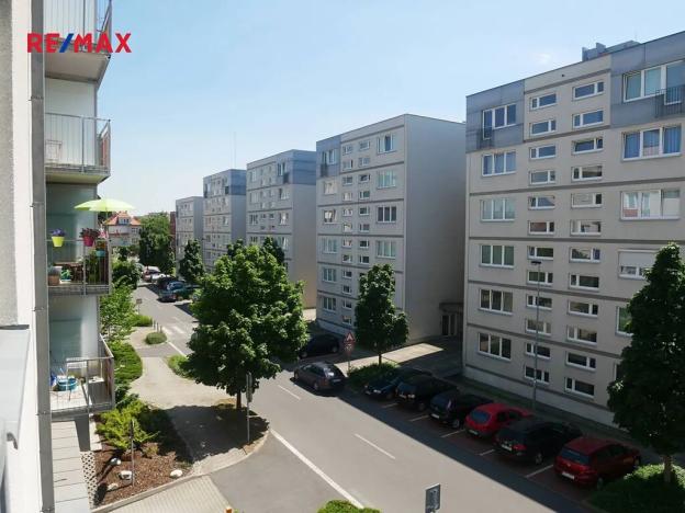 Pronájem bytu 2+kk, Praha - Strašnice, Názovská, 65 m2