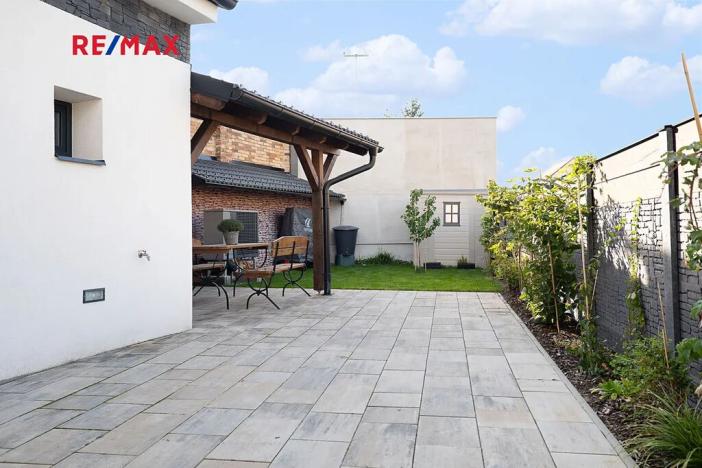 Prodej rodinného domu, Velká Dobrá, Pražská, 182 m2