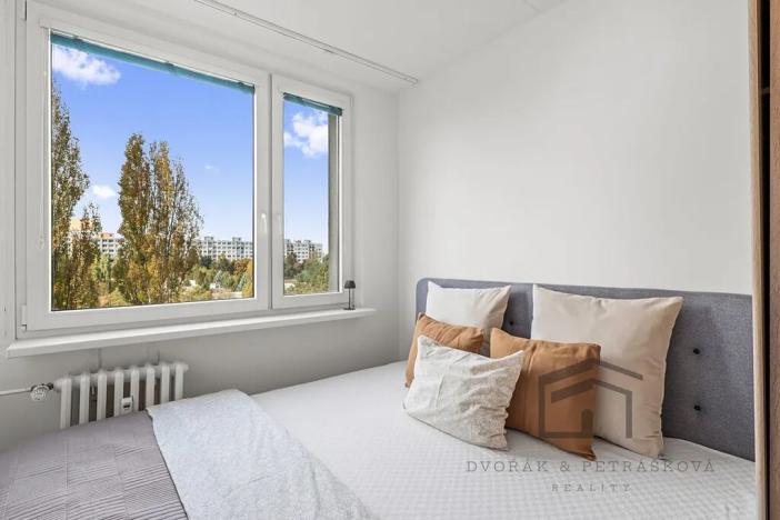 Prodej bytu 3+kk, Praha - Horní Měcholupy, Janovská, 63 m2