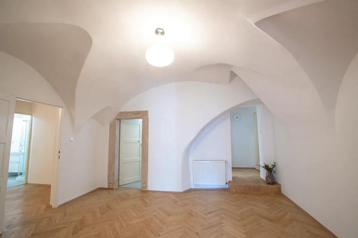 Prodej bytu 2+1, Praha - Hradčany, Úvoz, 126 m2