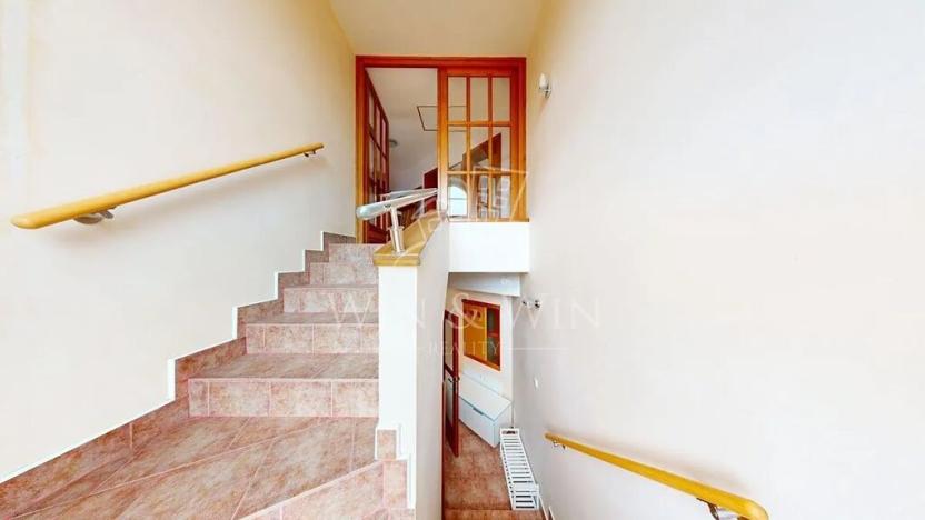 Prodej rodinného domu, Zdiby, 260 m2