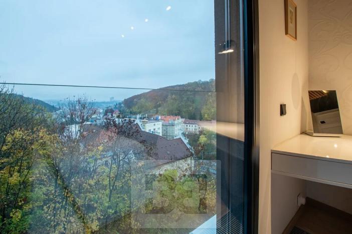 Pronájem bytu 4+kk, Praha - Radlice, Radlická, 119 m2