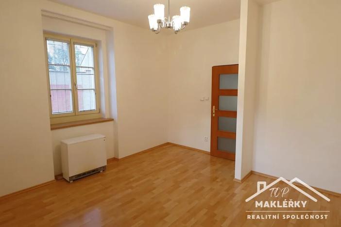 Pronájem bytu 1+1, Kutná Hora, Pobřežní, 35 m2