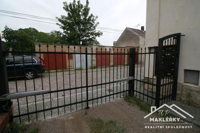 Pronájem bytu 1+1, Kutná Hora, Pobřežní, 35 m2