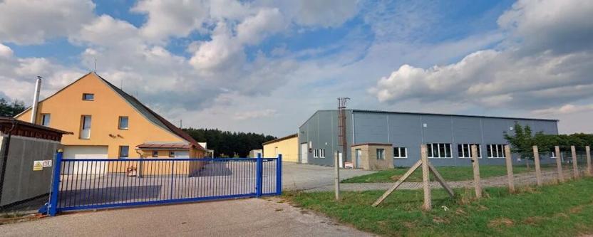 Prodej výrobních prostor, Studnice, 3543 m2