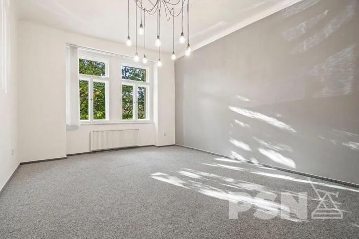 Pronájem kanceláře, Praha - Vršovice, Kodaňská, 63 m2