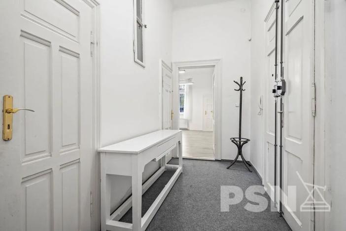 Pronájem kanceláře, Praha - Vršovice, Kodaňská, 63 m2