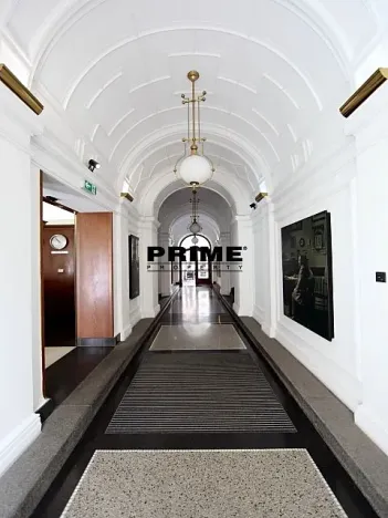 Pronájem bytu 3+kk, Praha - Nové Město, Lazarská, 71 m2