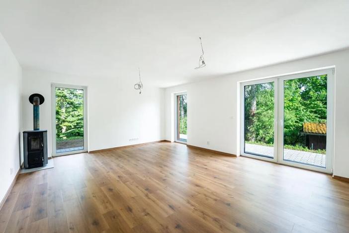 Pronájem rodinného domu, Kamenice, 183 m2