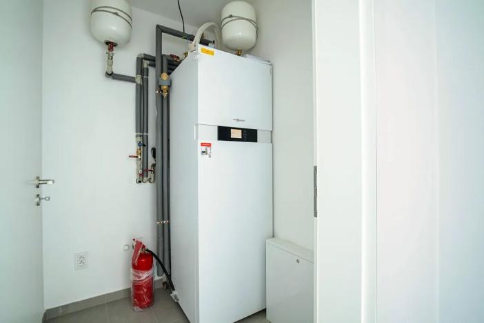 Pronájem rodinného domu, Kamenice, 183 m2