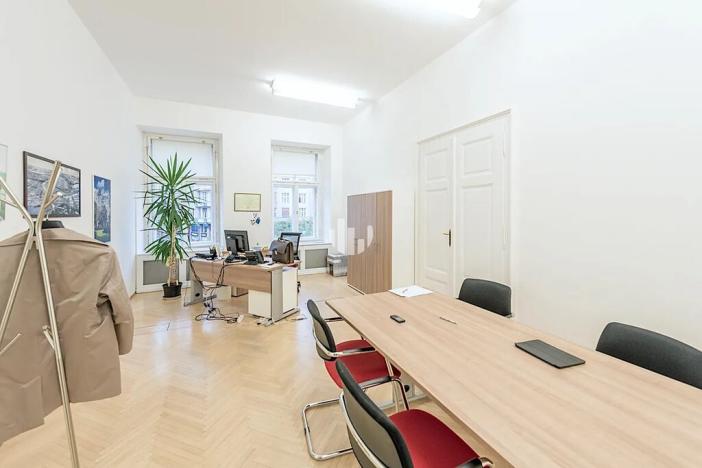 Pronájem kanceláře, Praha - Nové Město, Václavské náměstí, 1200 m2