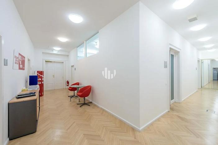 Pronájem kanceláře, Praha - Nové Město, Václavské náměstí, 450 m2