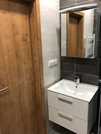 Pronájem bytu 1+1, Zlín, Vejvanovská, 30 m2