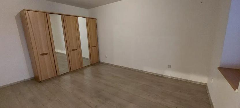Prodej bytu 2+1, Staré Město, Nádražní, 60 m2