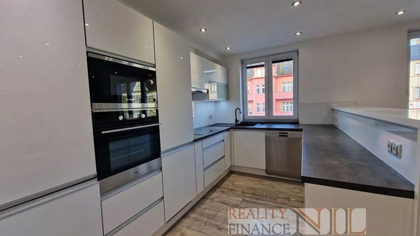 Pronájem bytu 3+kk, Plzeň, Klatovská třída, 88 m2