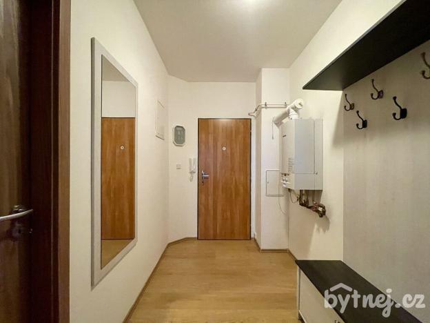 Pronájem bytu 3+kk, Olomouc - Neředín, Okružní, 67 m2