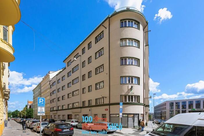 Pronájem bytu 1+kk, Praha - Holešovice, Umělecká, 37 m2