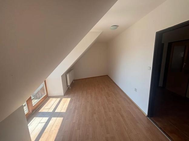 Pronájem bytu 3+kk, Náměšť nad Oslavou, Masarykovo nám., 92 m2